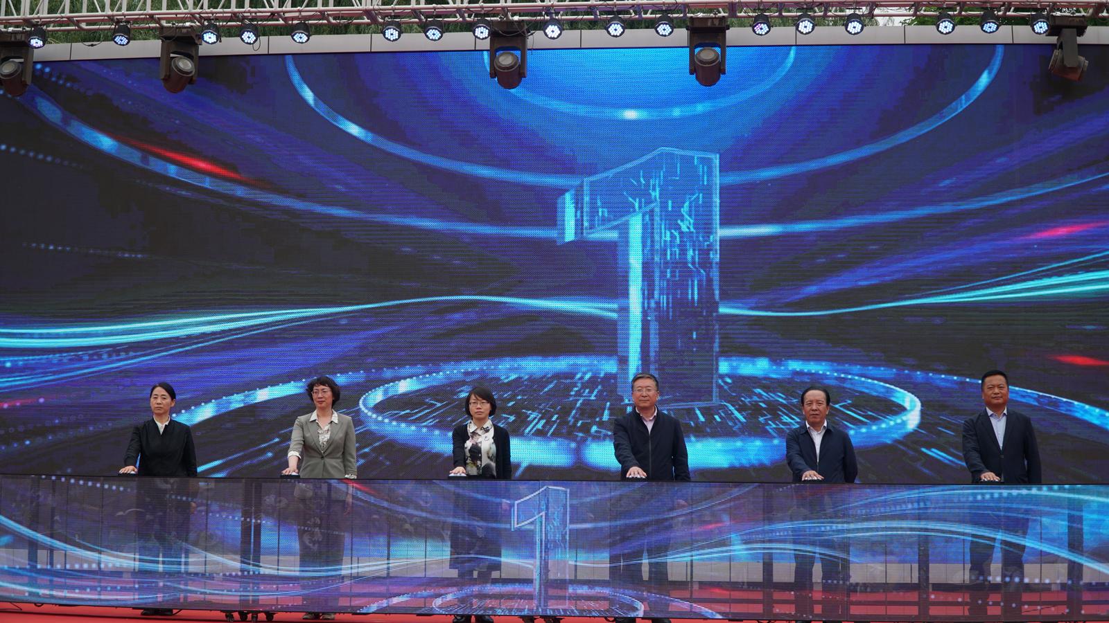  凯发K8官网登录手机版黄河沿岸非遗传承人来中卫秀独门绝技