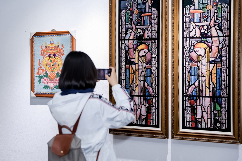  凯发K8在线平台官方网站西部6省（区）手工毯及宁夏剪纸精品展