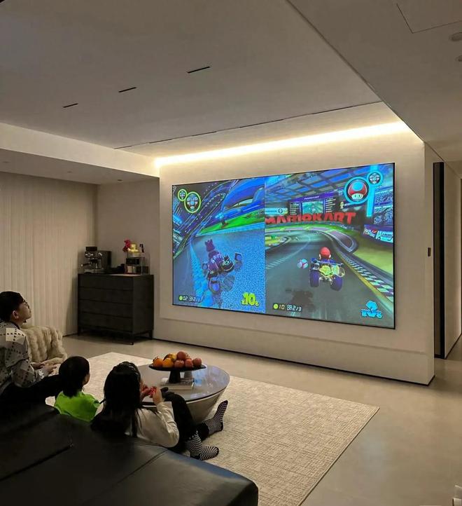  凯发K8在线客户端下载网址福建一女子晒出143㎡的家一进门就