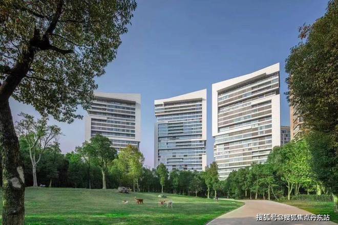  凯发K8线上官方网站下载网址2025中鹰黑森林(售楼处)官方