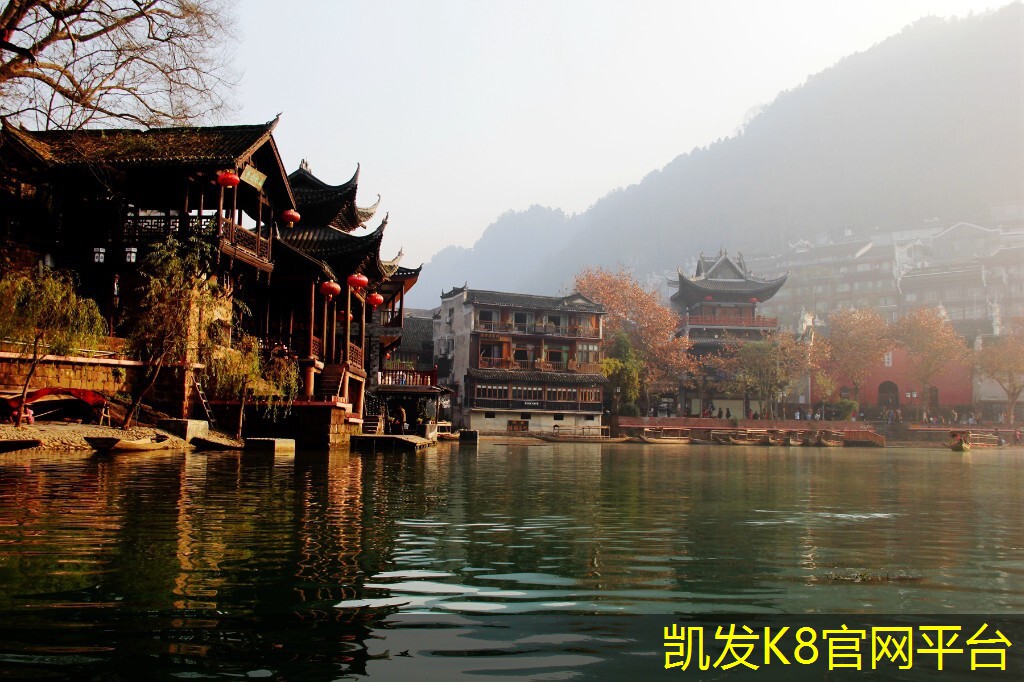 锁扣地板的保养与清洁指南